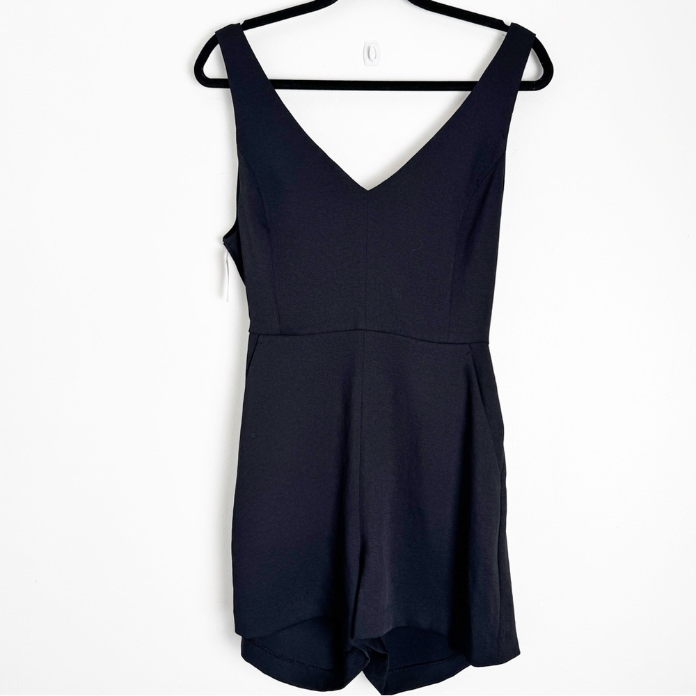 NWT Wilfred Ecoulement Romper in Black size 10 - Picture 3 of 8